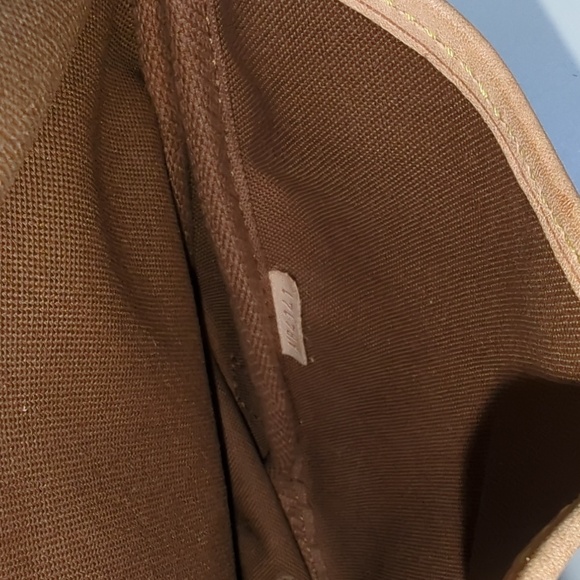 LOUIS VUITTON Monogram Saumur 30 Canvas Crossbody Bag Brown - Picture 17 of 17